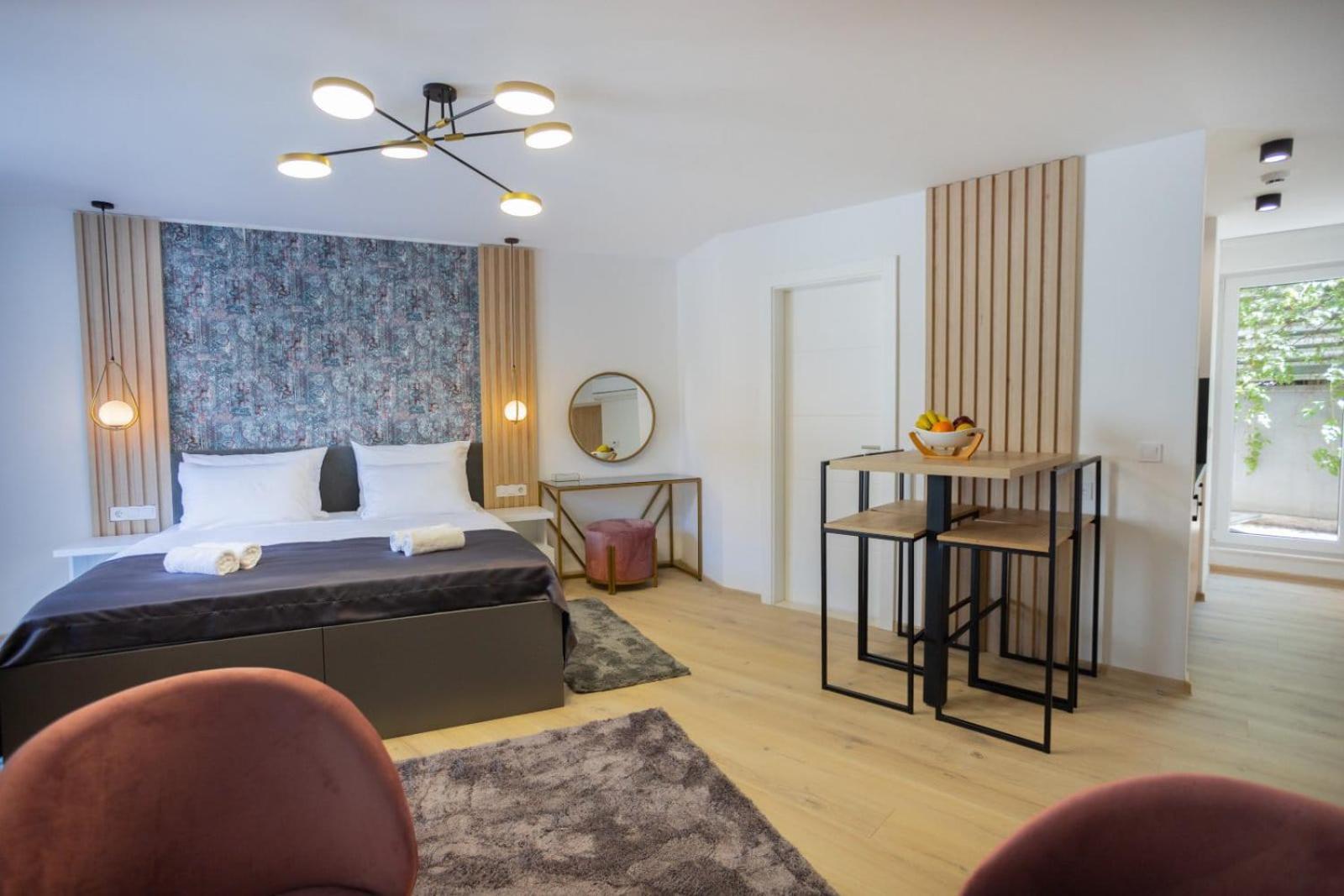 Appartamento Happy House Old Town Luxury SJJ Esterno foto